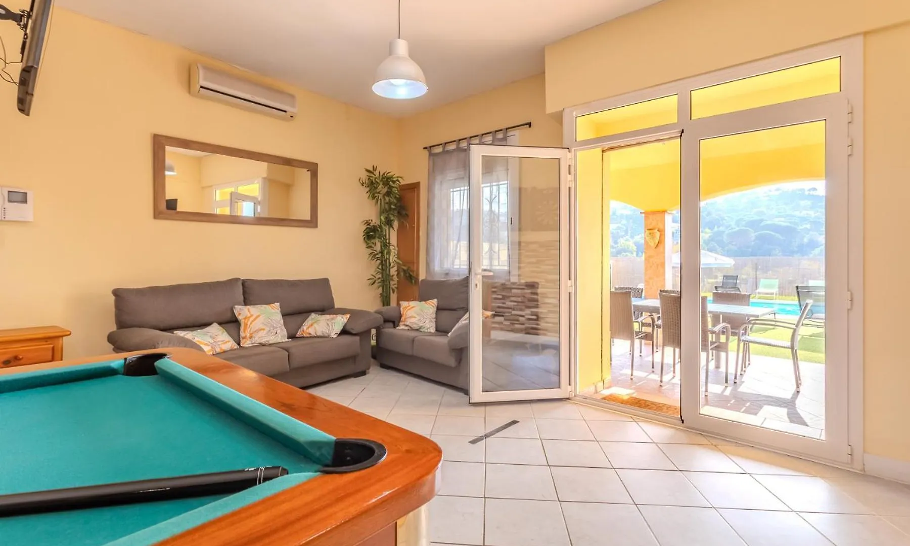 Villa Luz Lloret Lux With Pool 료렛 드 마르 스페인
